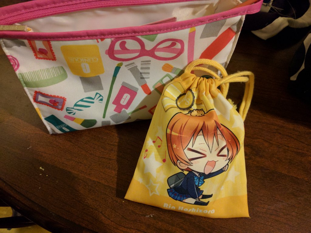 I keep my emergency items in this little Rin bag.